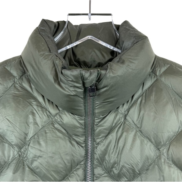 Patagonia Prow Quilted Down Puffer Vest Fatigue‎ Green Bomber XS - Picture 3 of 6